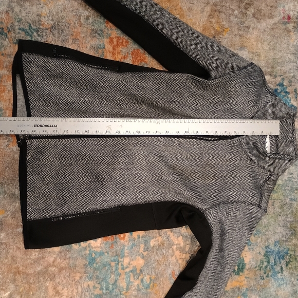 Marc New York Andrew Marc Women's Black and Gray Jacket Size  Large - Picture 7 of 8